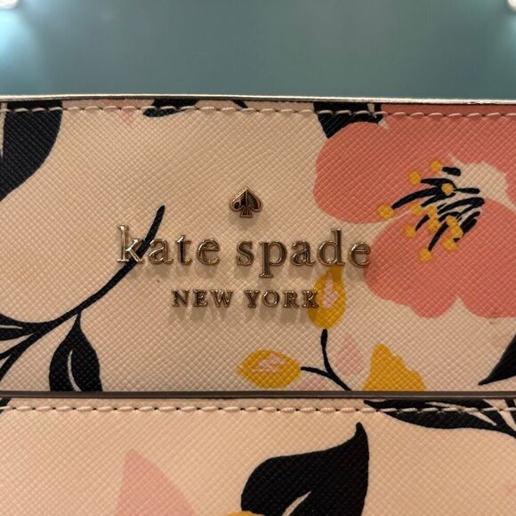 Kate Spade New York Staci Lily Blooms Floral Laptop Tote EUC MSRP $449 - Picture 3 of 10
